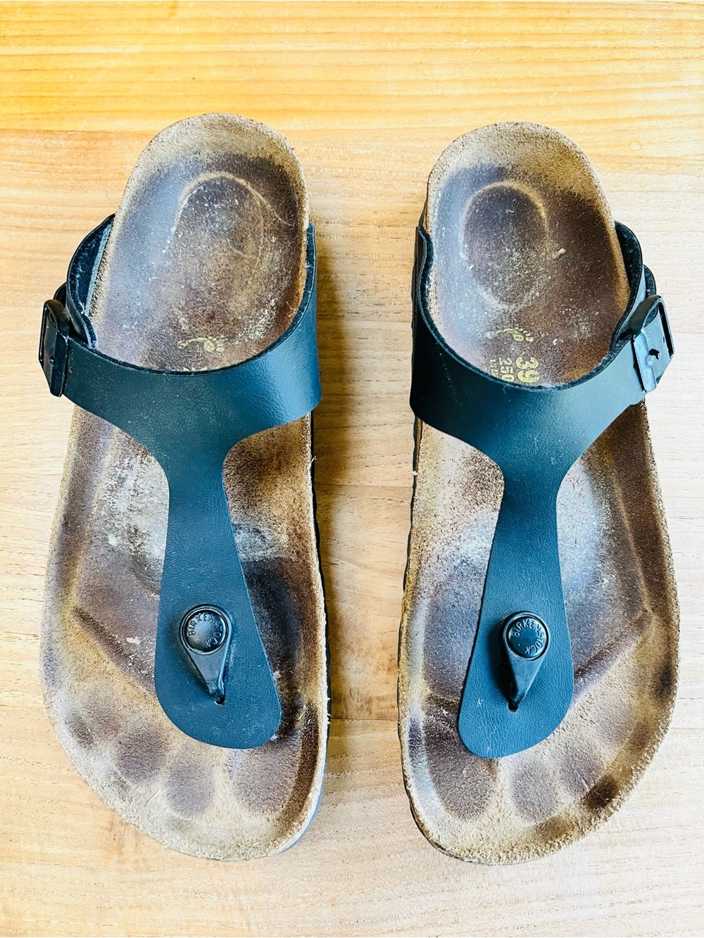 Birkenstock Black Gizeh Birko-Flor Strap - 39/8